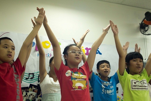 chon-khoa-hoc-tieng-anh-mua-he-cho-con